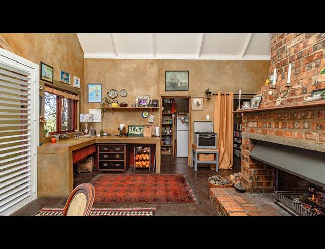 2 BEDROOM HOUSE FOR SALE IN KLEIN DASSENBERG